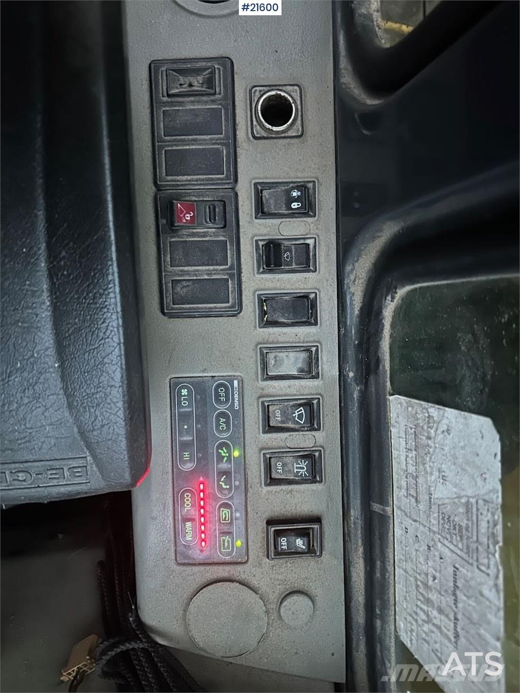Komatsu PC240LC excavator. WATCH VIDEO. Верижен екскаватор