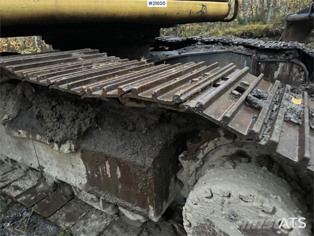 Komatsu PC240LC excavator. WATCH VIDEO. Верижен екскаватор
