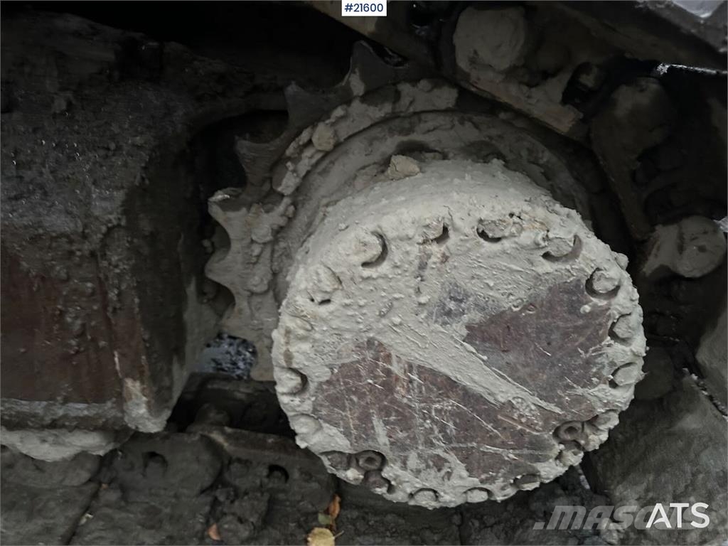 Komatsu PC240LC excavator. WATCH VIDEO. Верижен екскаватор