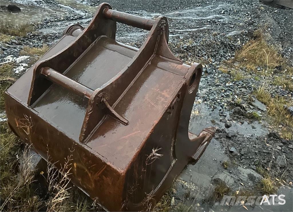 Komatsu PC240LC excavator. WATCH VIDEO. Верижен екскаватор