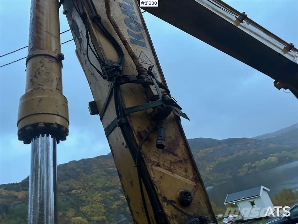 Komatsu PC240LC excavator. WATCH VIDEO. Верижен екскаватор