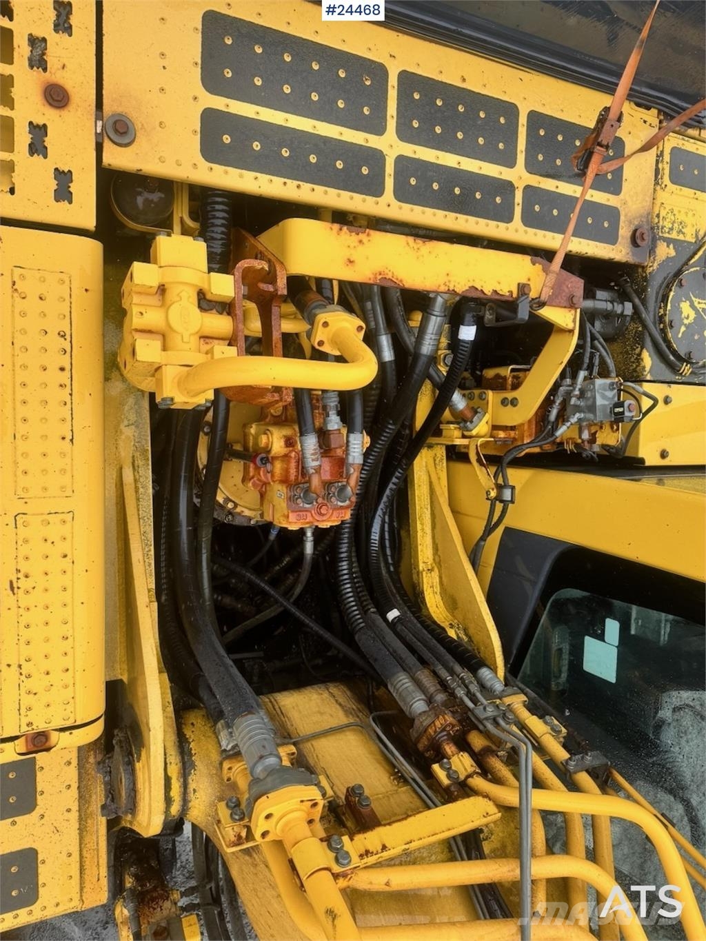 Komatsu PC350LC-8 Excavator w/ Digging Bucket WATCH VIDEO Гусеничные экскаваторы