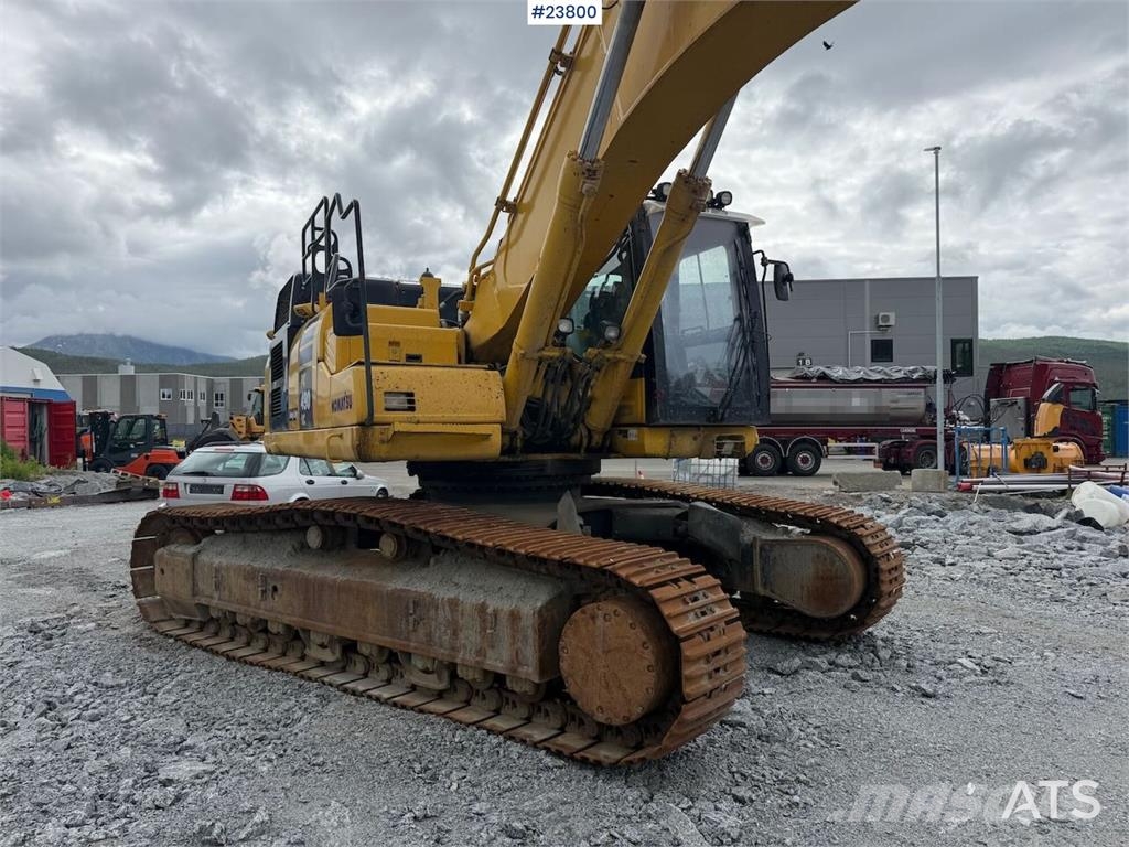 Komatsu PC490LC-11 excavator w/ 2 buckets حفارات زحافة