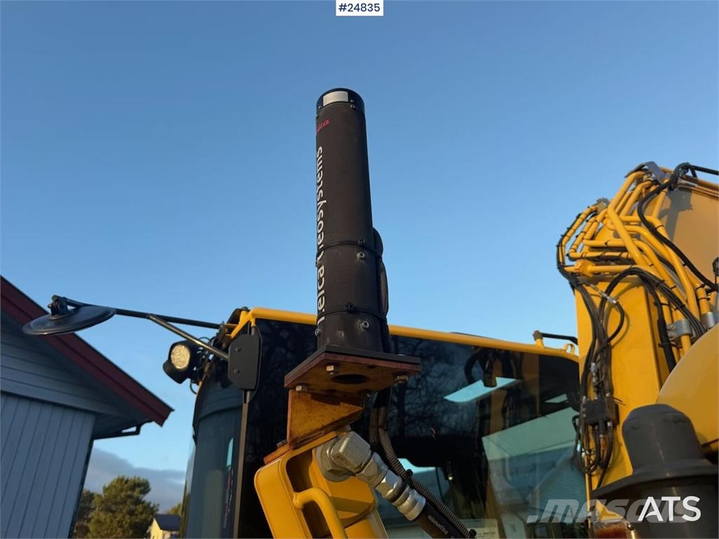 Komatsu PC78US-10 Excavator with tiltrotator, 2 buckets, r Pásová rýpadla