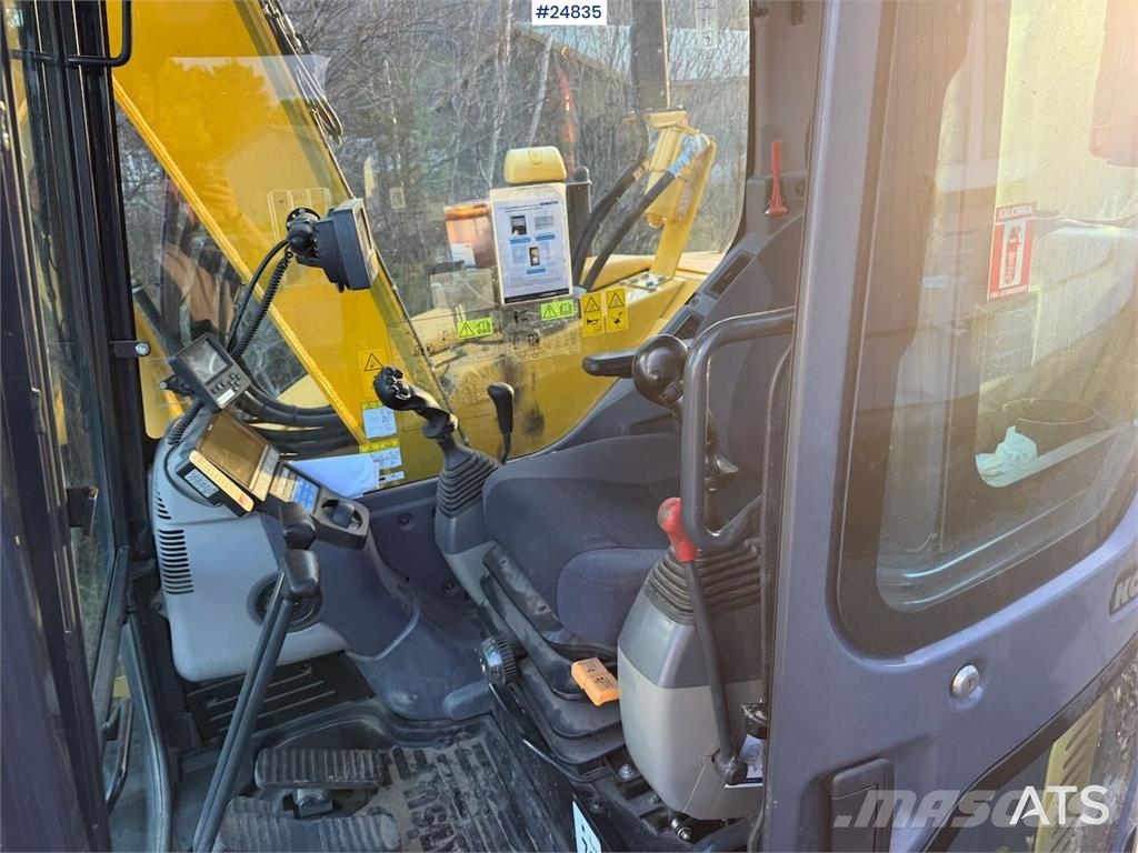 Komatsu PC78US-10 Excavator with tiltrotator, 2 buckets, r Pásová rýpadla