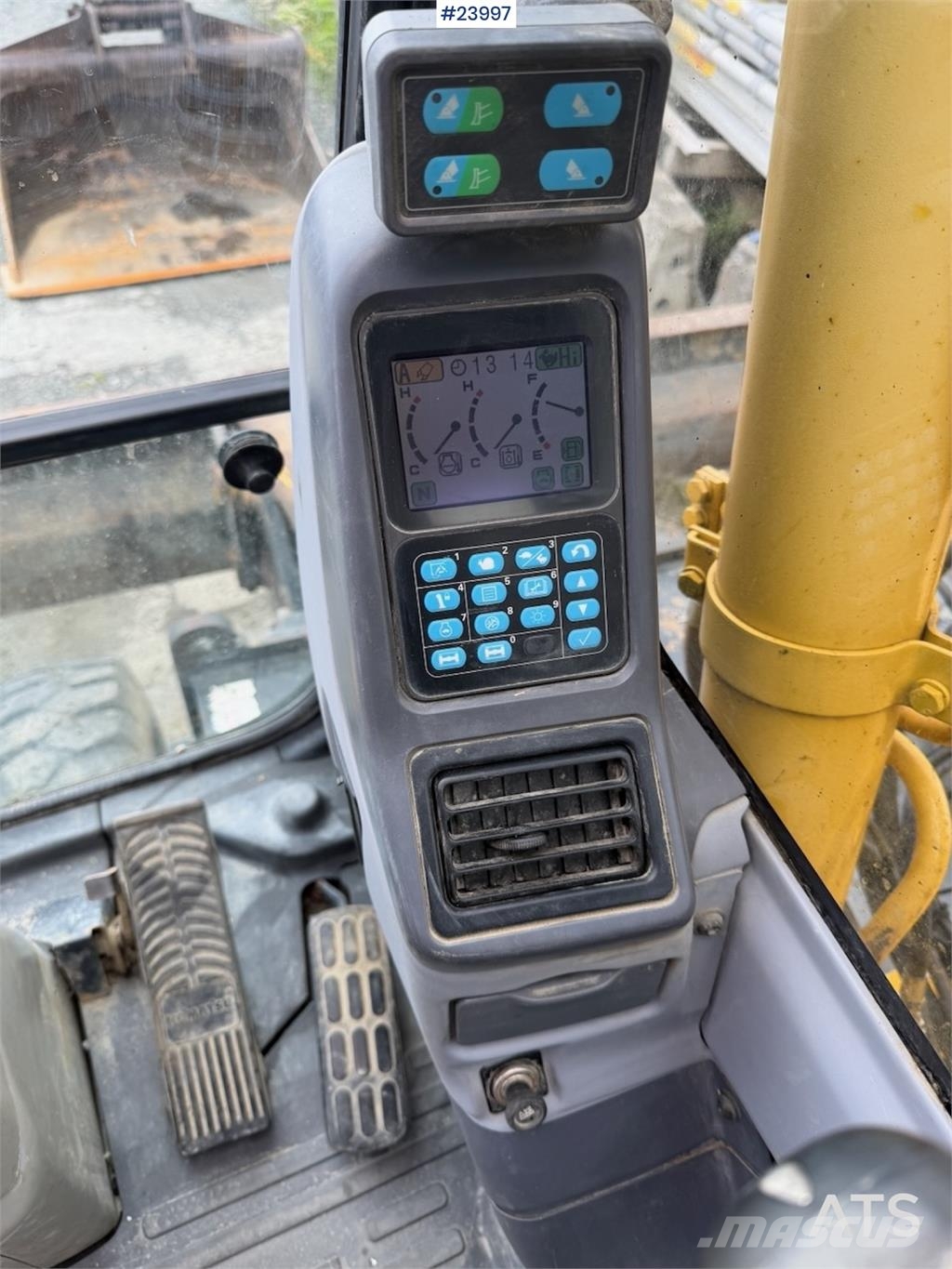 Komatsu PW130 Wheeled Excavator with Engcon Tiltrotator an Wielgraafmachines