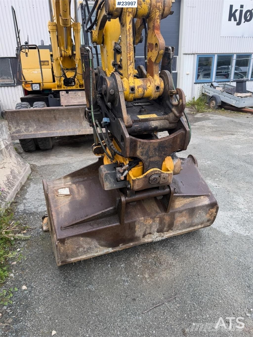 Komatsu PW130 Wheeled Excavator with Engcon Tiltrotator an Wielgraafmachines