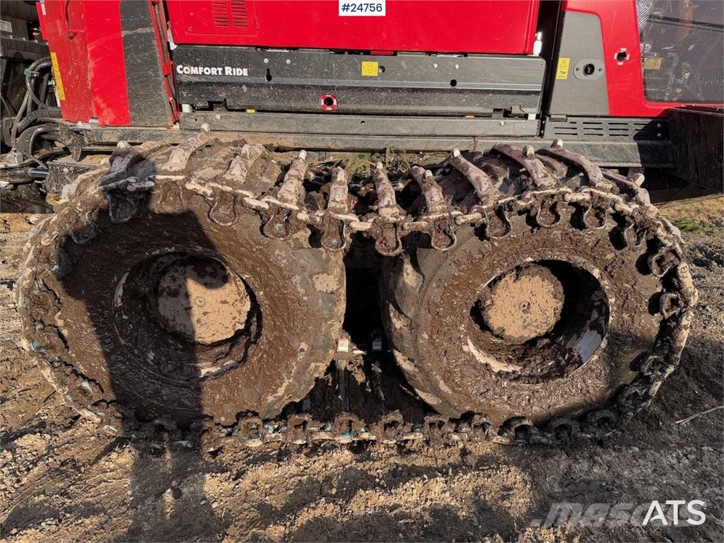 Komatsu XF875-1 Forwarder Forvarderi