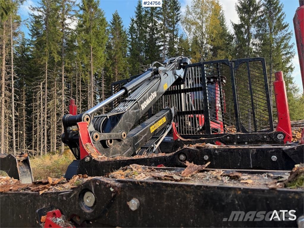 Komatsu XF875-1 Forwarder Forvarderi