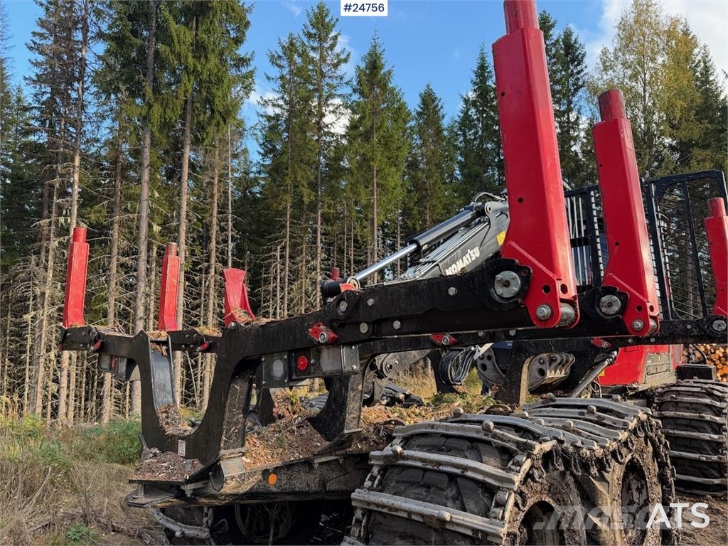 Komatsu XF875-1 Forwarder Forvarderi