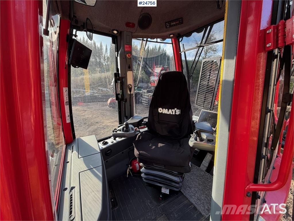 Komatsu XF875-1 Forwarder Forvarderi
