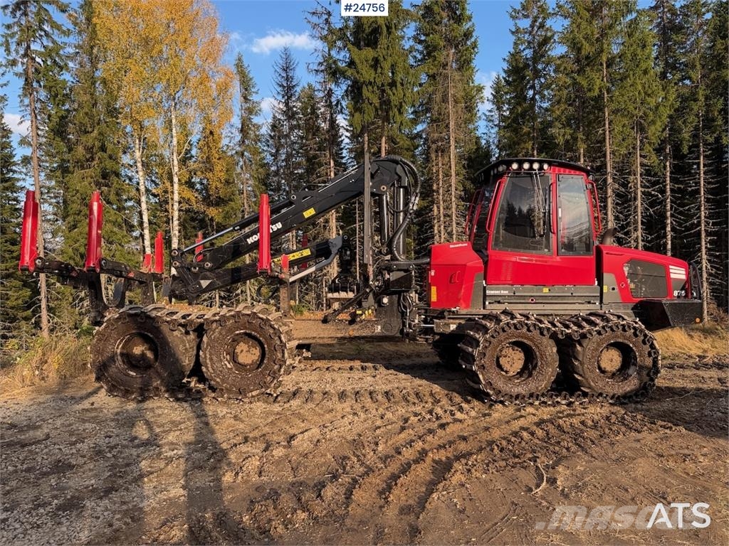 Komatsu XF875-1 Forwarder Forvarderi
