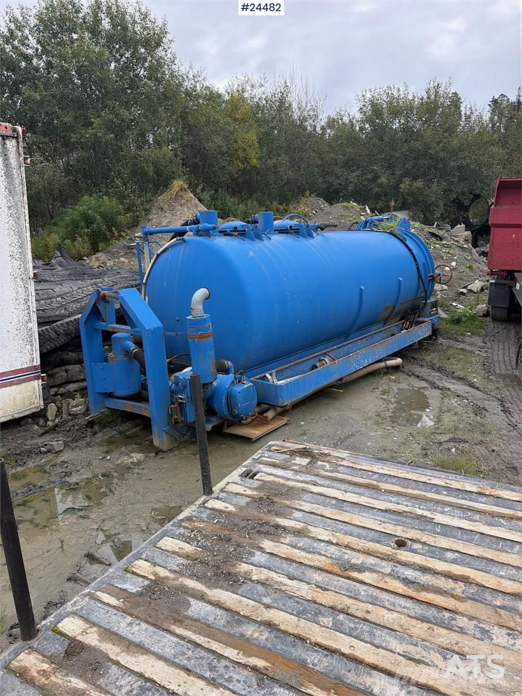  Korp & Son vacuum cart معدات النقل - غير ذلك