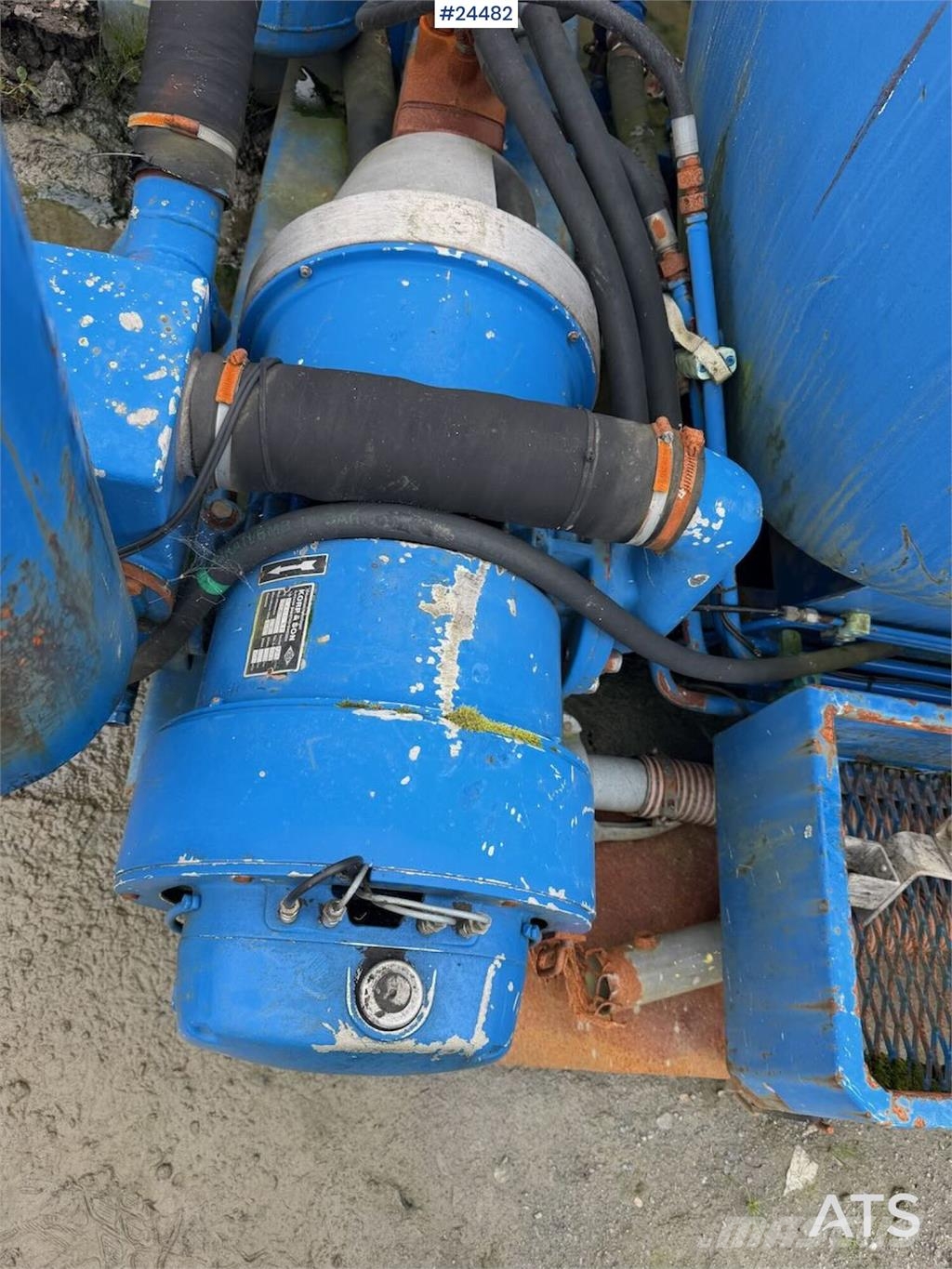  Korp & Son vacuum cart معدات النقل - غير ذلك