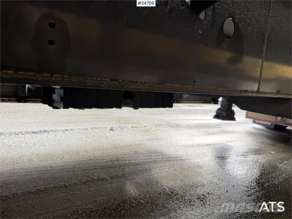 Krone 3-axle curtain-sided trailer with 2-axle Krone dol Інші причепи