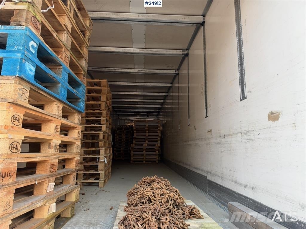 Krone Box Semi-Trailer with Refrigeration/Freezer Unit a Прицепы-фургоны