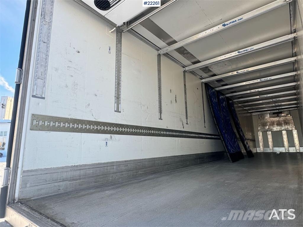 Krone box semi-trailer with Thermo King unit أنواع أخرى من أنصاف المقطورات