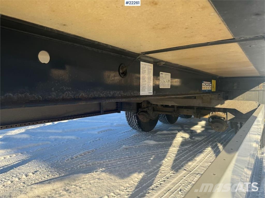 Krone box semi-trailer with Thermo King unit أنواع أخرى من أنصاف المقطورات