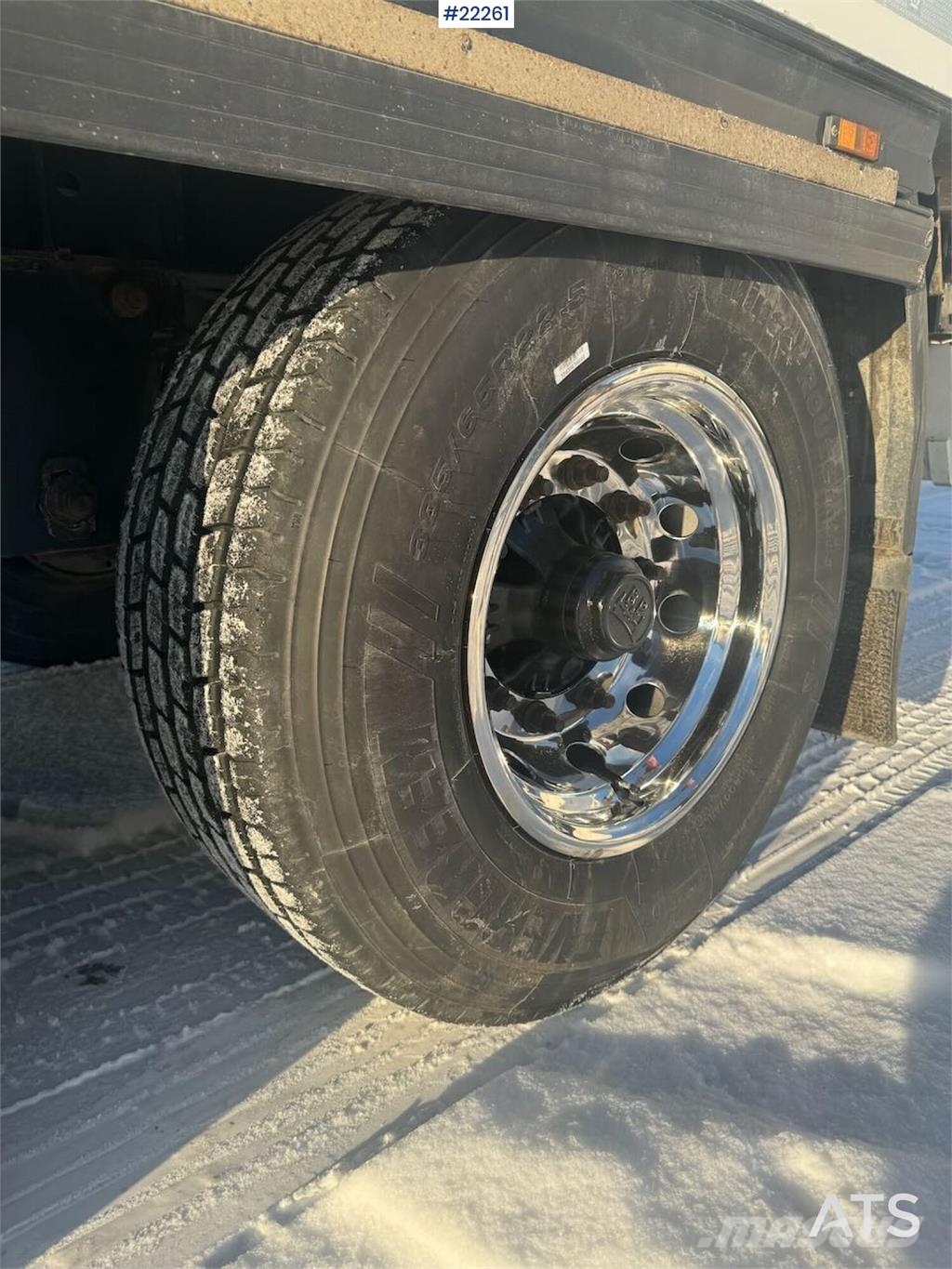 Krone box semi-trailer with Thermo King unit أنواع أخرى من أنصاف المقطورات