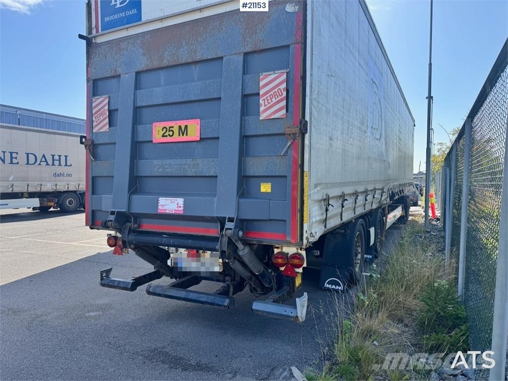 Krone Citysemi. Gesloten opleggers