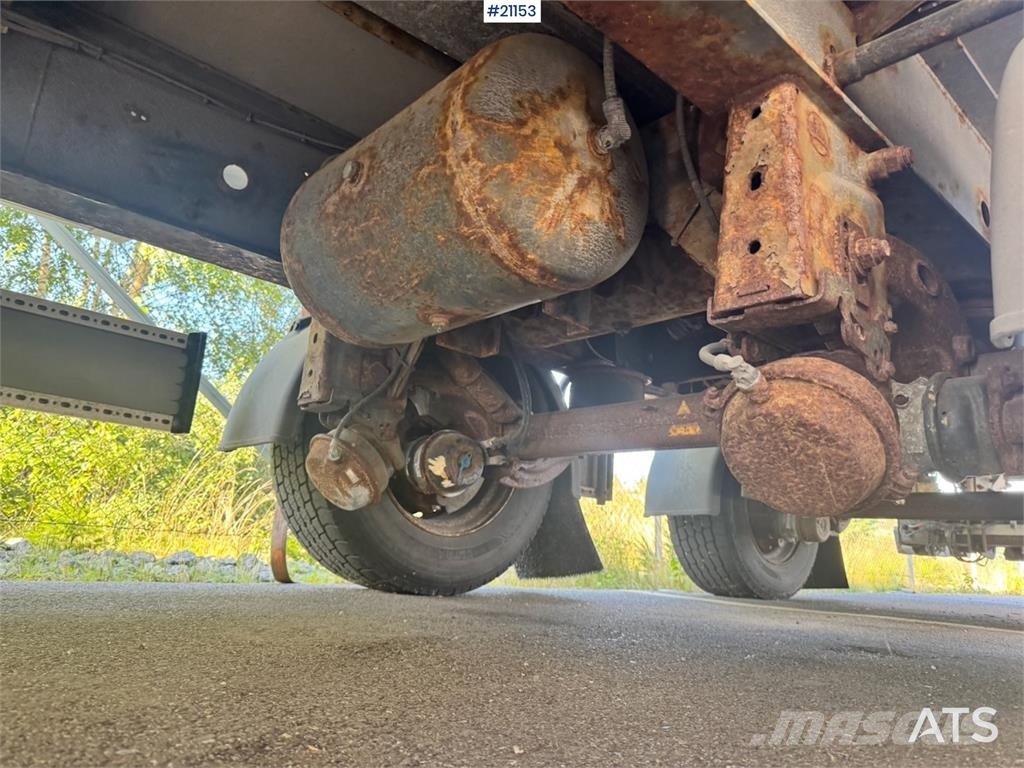 Krone Citysemi. Gesloten opleggers