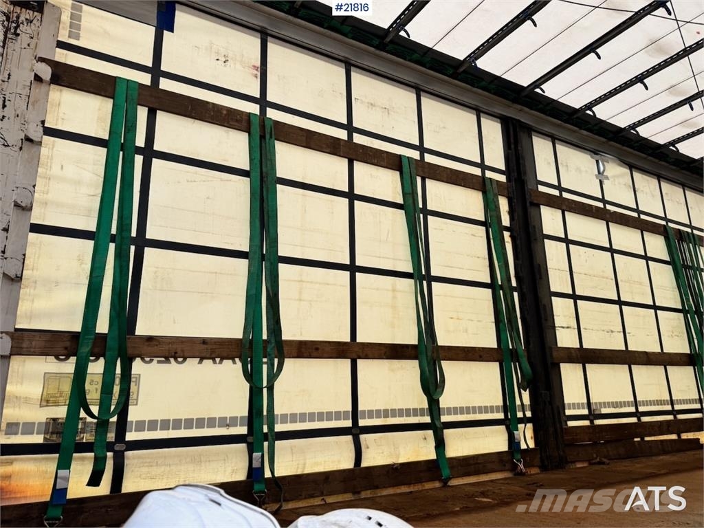Krone Curtain-Side Trailer Priekabos su tentu