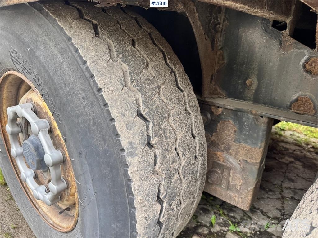 Krone Curtain-Side Trailer Priekabos su tentu