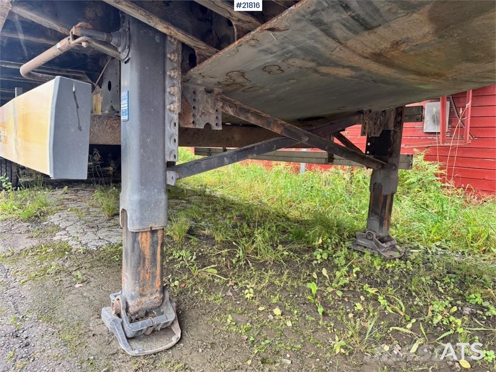 Krone Curtain-Side Trailer Priekabos su tentu