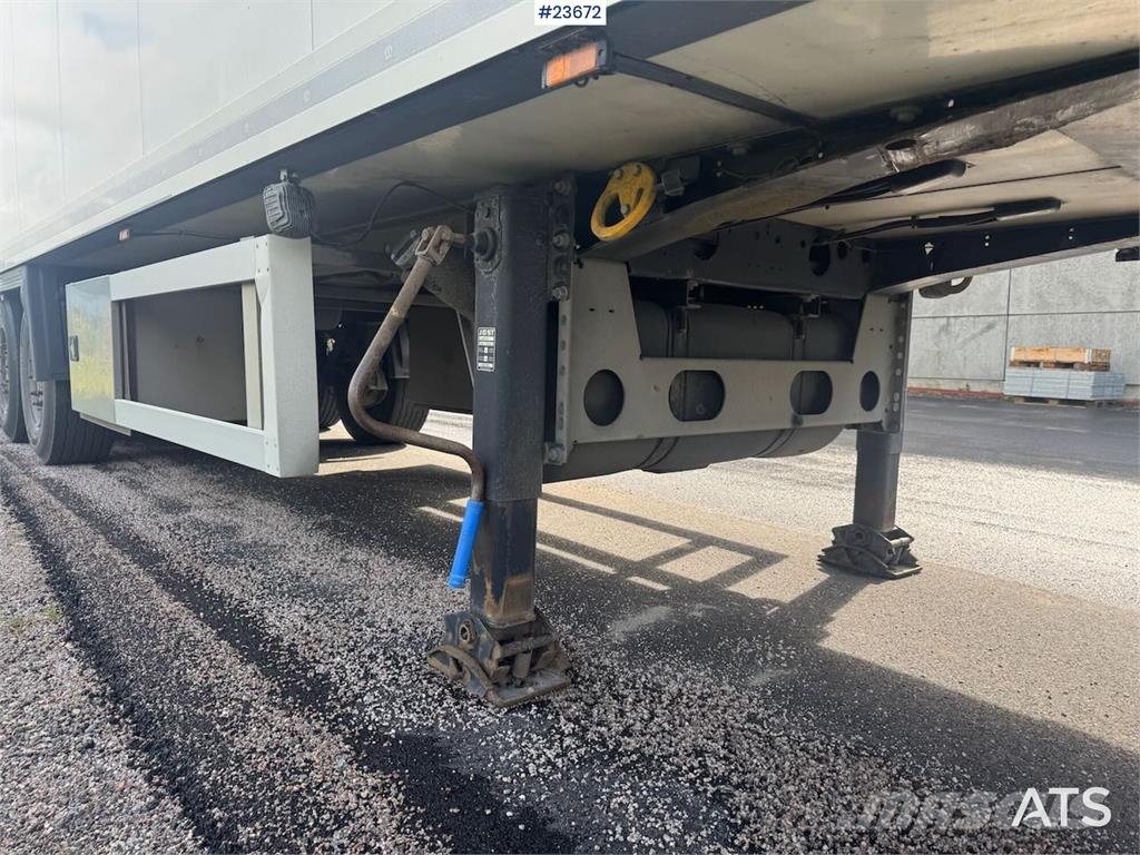 Krone Skapsemi - Carrier Aggregat Furgoonautod