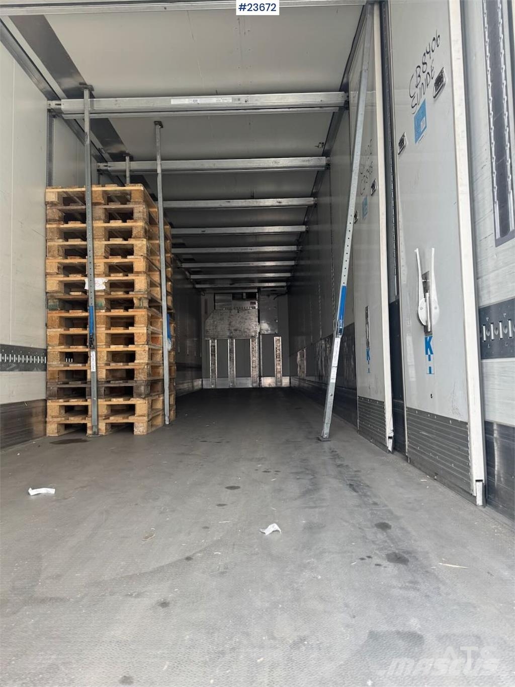 Krone Skapsemi - Carrier Aggregat Furgoonautod