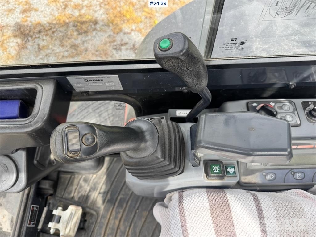 Kubota KX101 Mini Excavator with 2 Buckets حفارات صغيرة أقل من 7 طن (حفارات صغيرة)