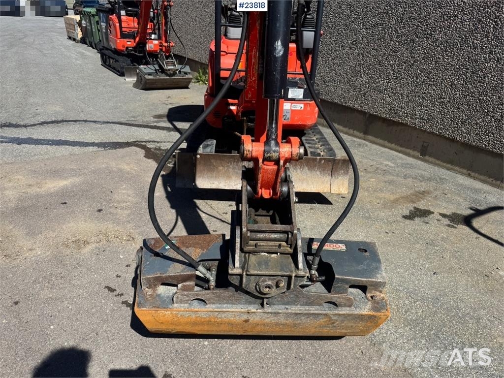 Kubota U17-3A Mini Excavator with 2 Buckets – 1,240 Hours Minigraafmachines < 7t