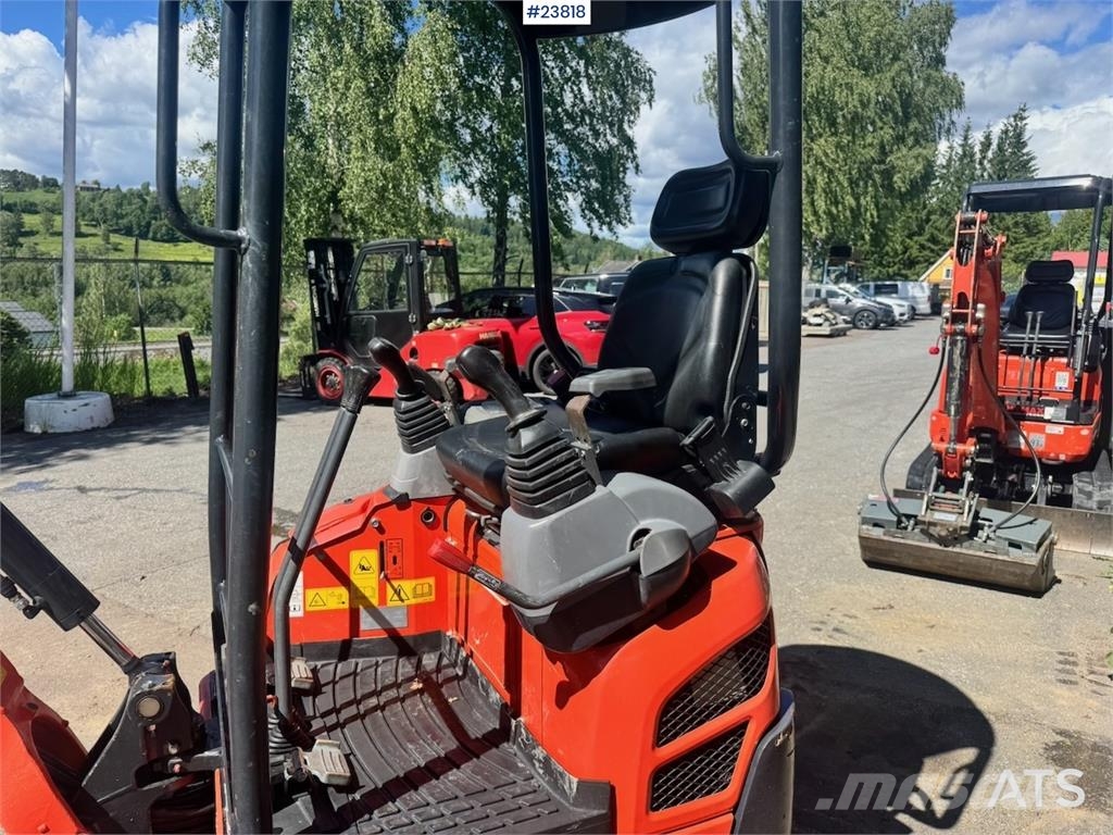 Kubota U17-3A Mini Excavator with 2 Buckets – 1,240 Hours Minigraafmachines < 7t
