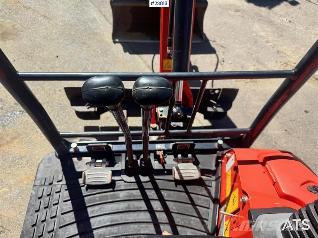 Kubota U17-3A Mini Excavator with 2 Buckets – 1,240 Hours Minigraafmachines < 7t