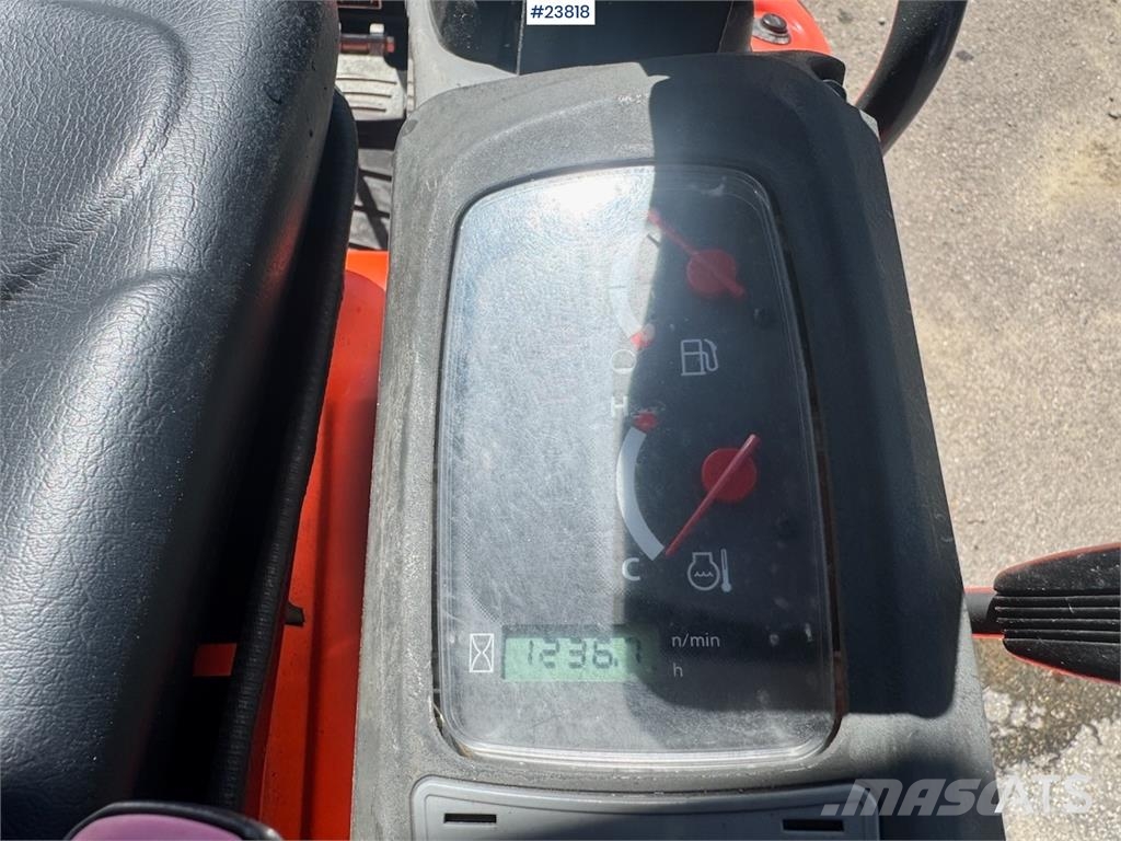 Kubota U17-3A Mini Excavator with 2 Buckets – 1,240 Hours Minigraafmachines < 7t
