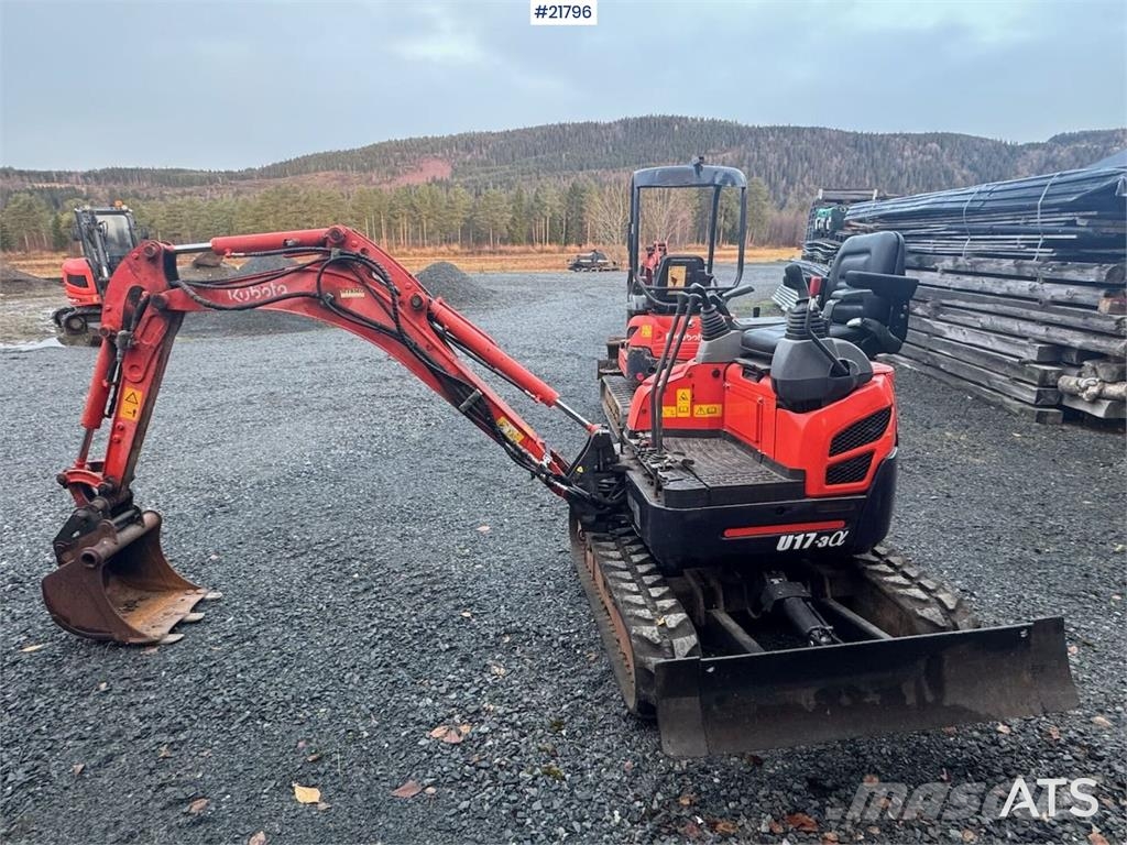 Kubota U17-3a Mini Excavator with Digging Bucket – Custom Mini excavators < 7t (Mini diggers)