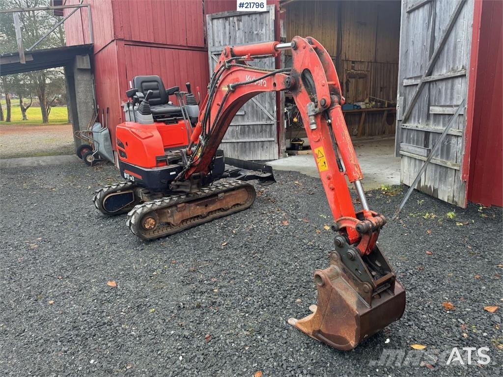 Kubota U17-3a Mini Excavator with Digging Bucket – Custom Mini excavators < 7t (Mini diggers)