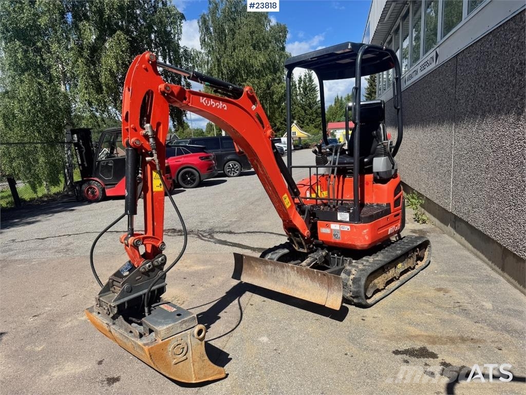 Kubota U17-3A Mini Excavator with 2 Buckets – 1,240 Hours Minigraafmachines < 7t