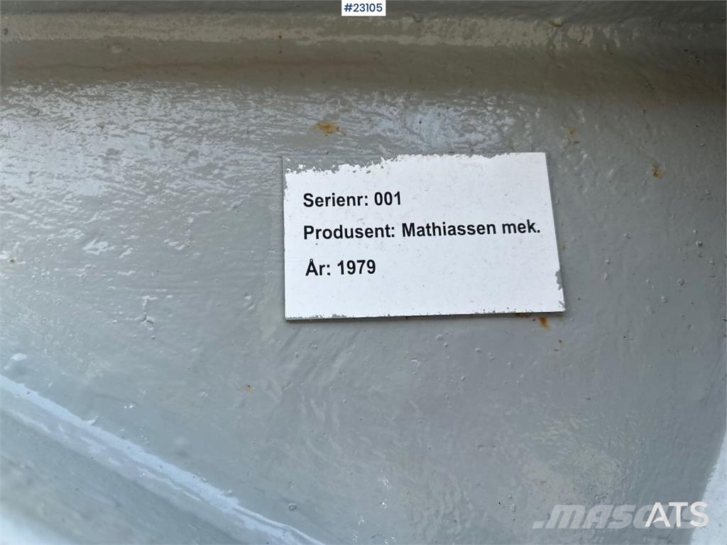 Lavtrykksvinsj med styrekskap og fjernstyring 建筑机械-其他