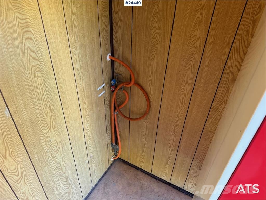 Letthus cabin – break room Celtniecības moduļi