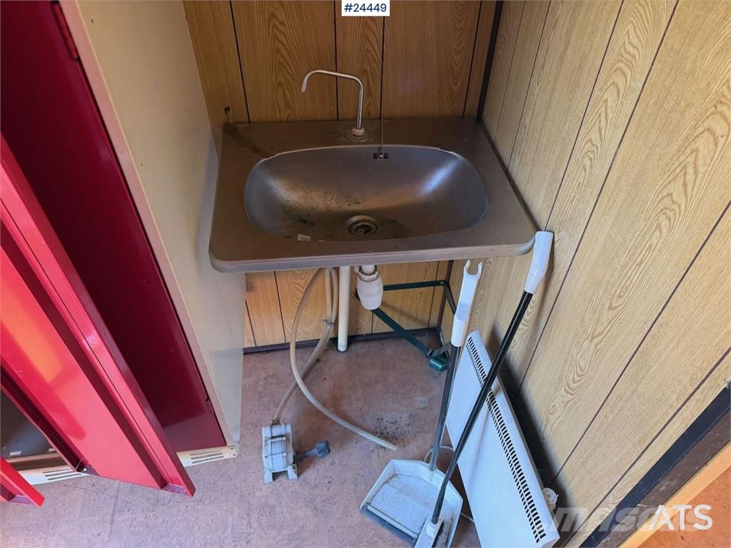 Letthus cabin – break room Celtniecības moduļi