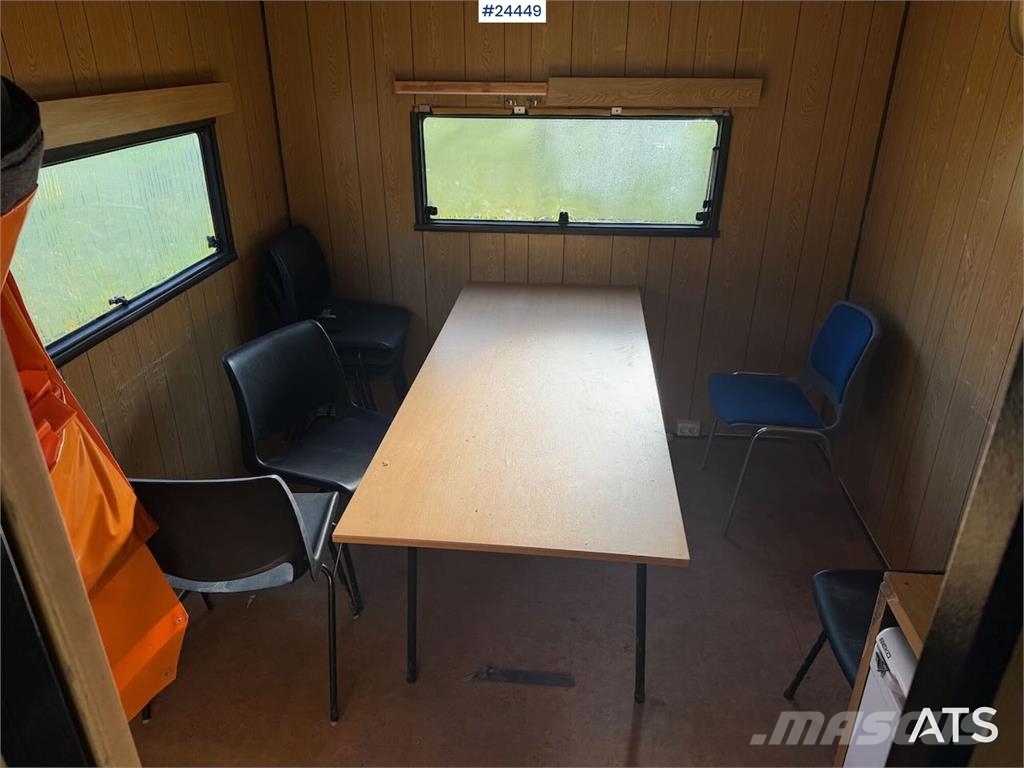 Letthus cabin – break room Celtniecības moduļi