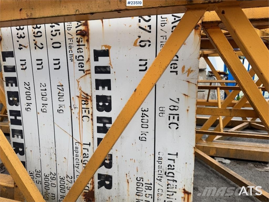 Liebherr 78EC tower crane with cabin. Grúas torre