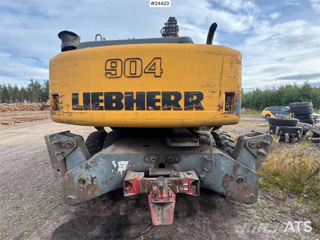 Liebherr A904C Wheeled Excavator w/ Hydraulically Elevating 휠 굴삭기