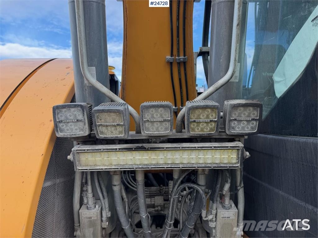 Liebherr R914 excavator with GPS, bucket, and tiltrotator.  Crawler excavators
