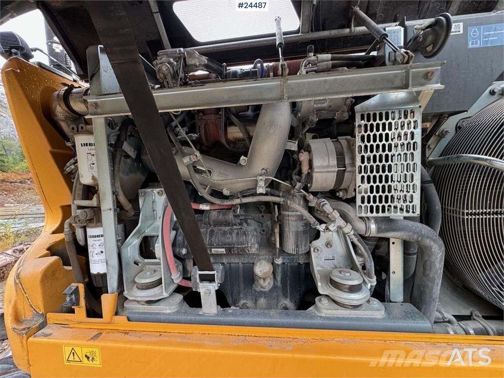 Liebherr R920 K LC Tracked Excavator – 2 Buckets, Tilt & Le Lánctalpas kotrók