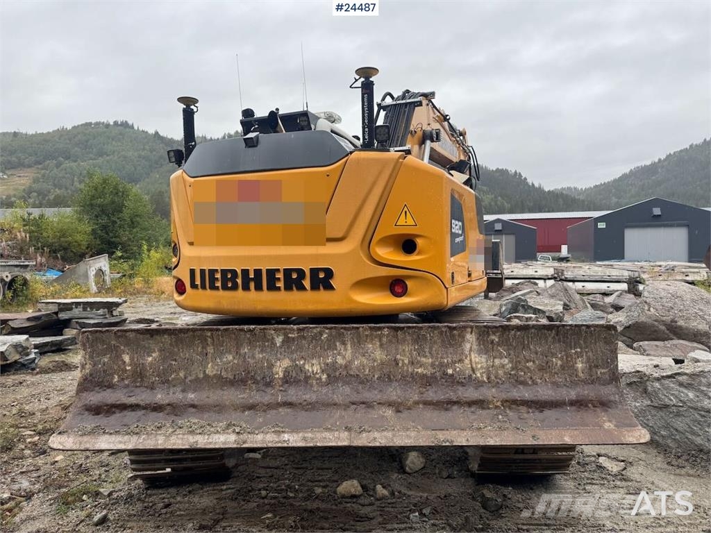 Liebherr R920 K LC Tracked Excavator – 2 Buckets, Tilt & Le Lánctalpas kotrók