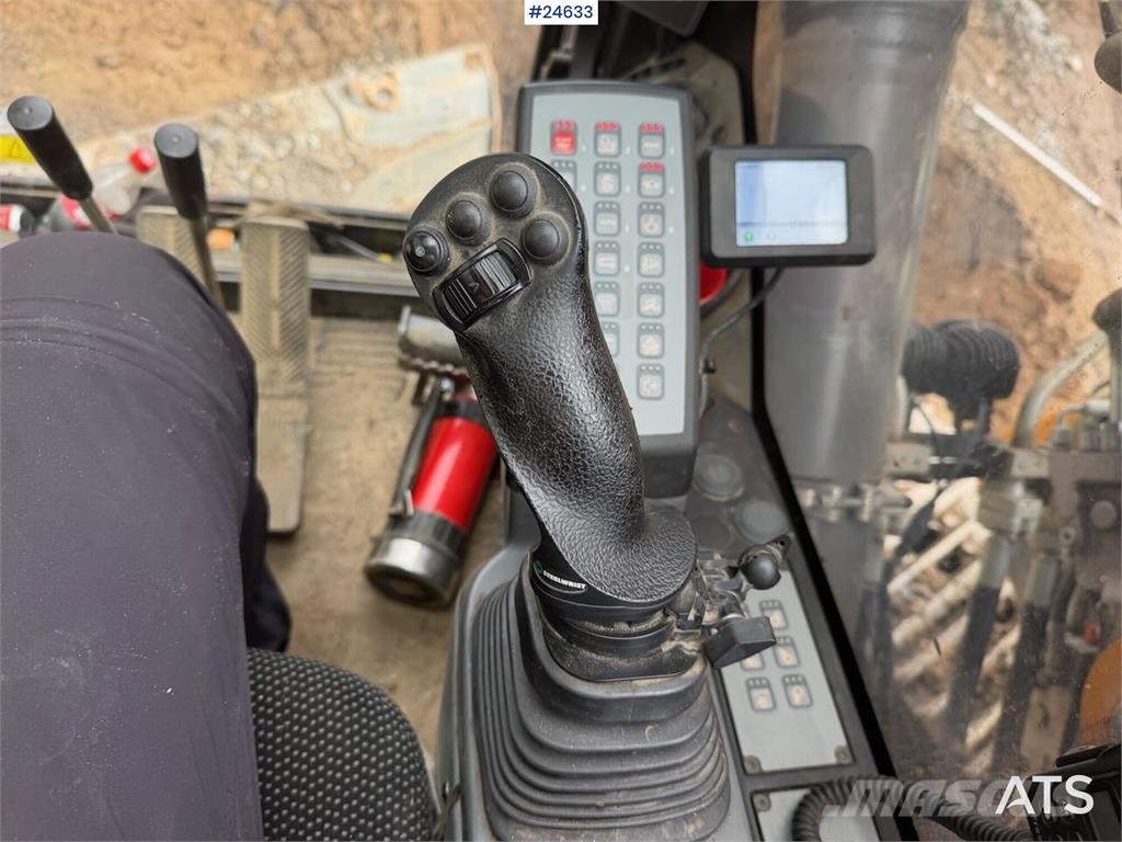 Liebherr R920 LC reduced-tail-swing excavator with GPS, 2 b Beltegraver