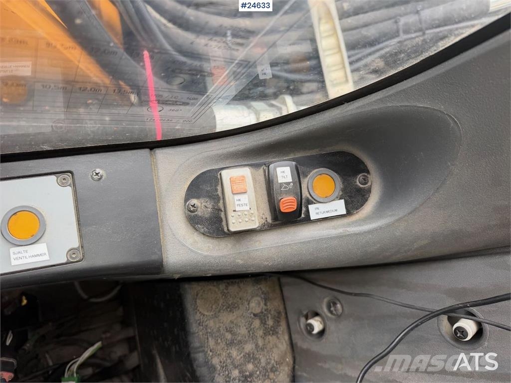 Liebherr R920 LC reduced-tail-swing excavator with GPS, 2 b Beltegraver