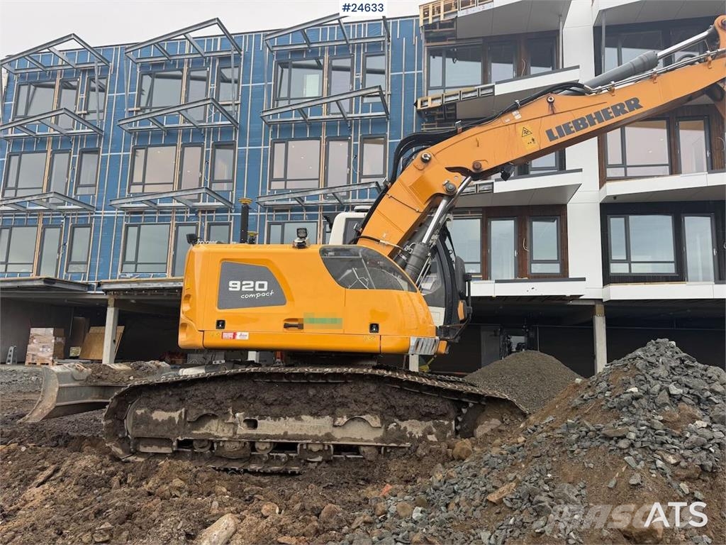 Liebherr R920 LC reduced-tail-swing excavator with GPS, 2 b Beltegraver